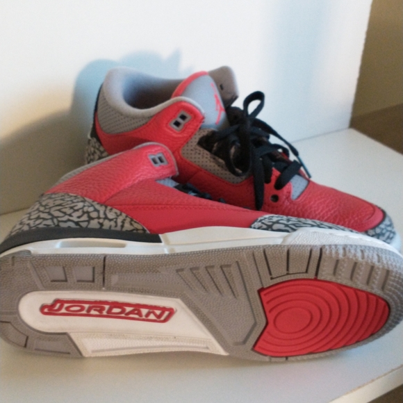 Jordan retro 3 - Picture 3 of 3